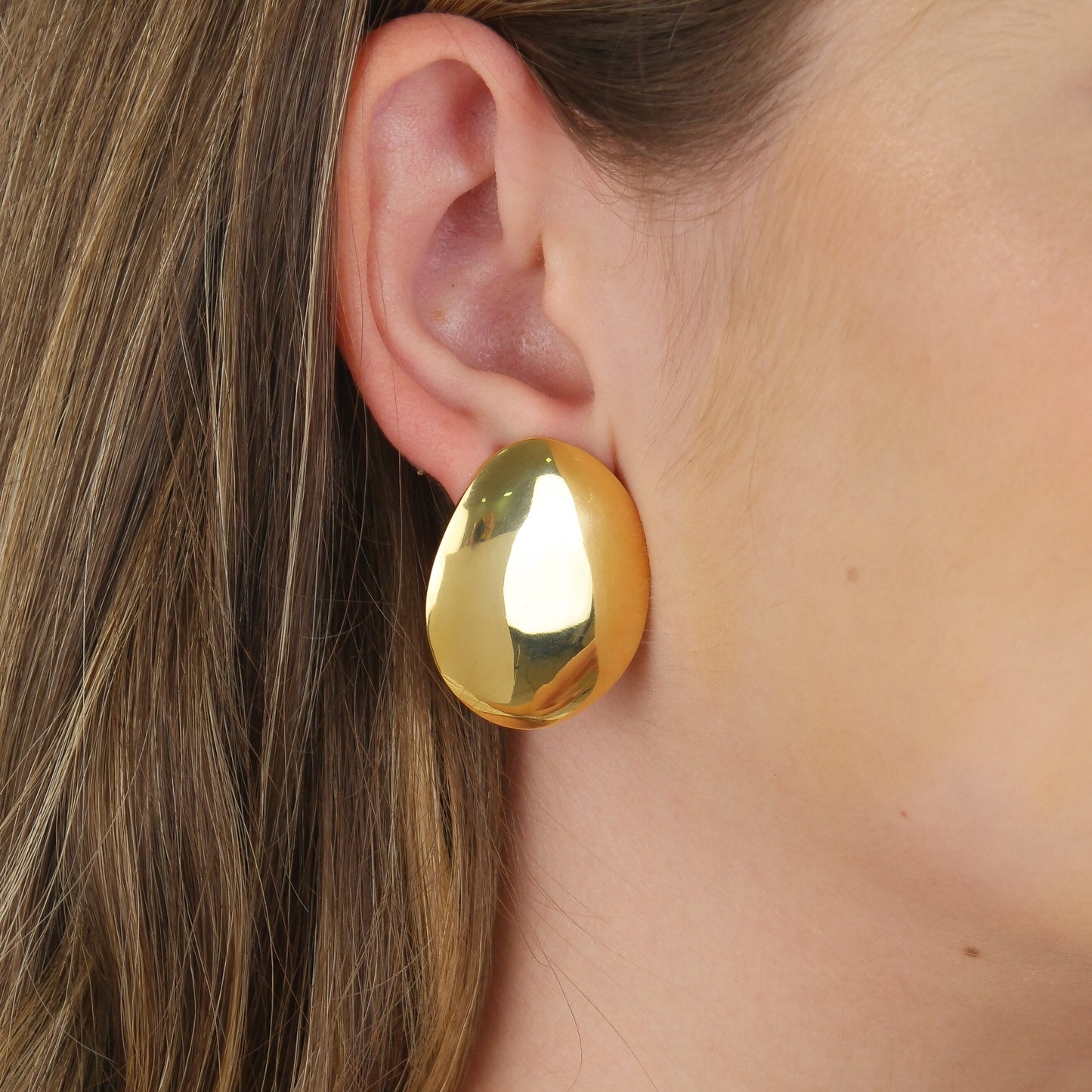 Elisa Gold Teardrop Studs